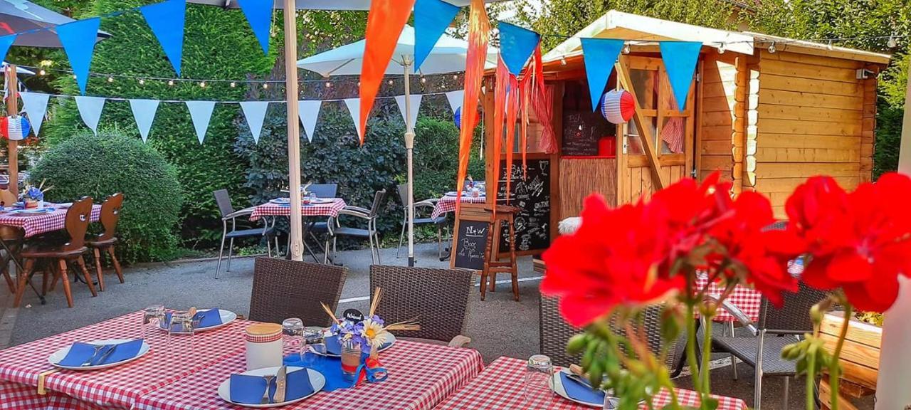 Hotel Restaurant Aux Sapins タン エクステリア 写真