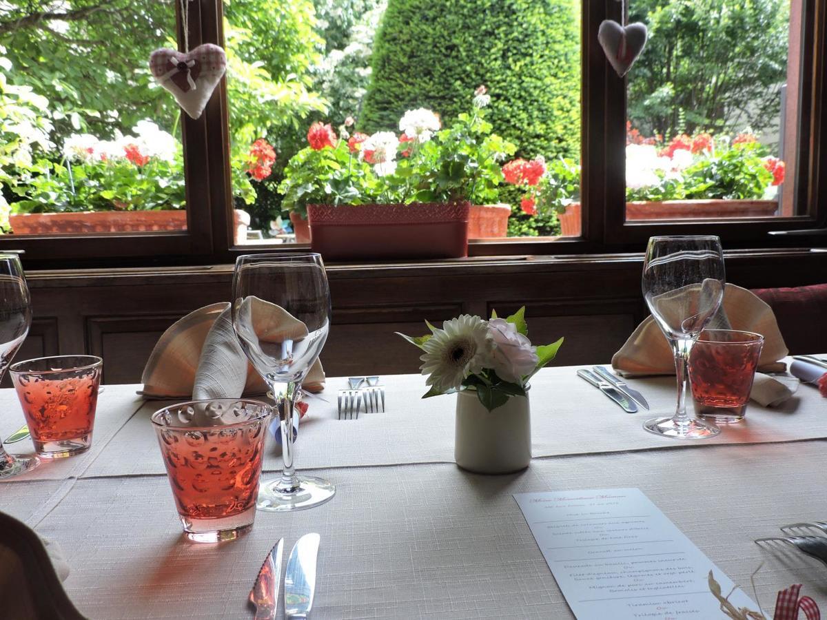 Hotel Restaurant Aux Sapins タン エクステリア 写真